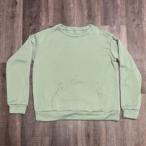 New Women’s Size Medium Light Green Crew Neck Sweatshirt with Pocket